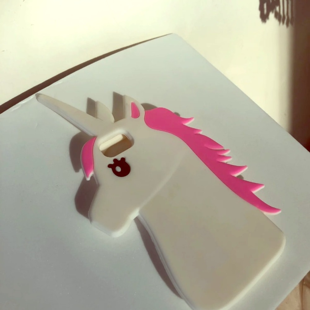 iPhone 8 unicorn phone case